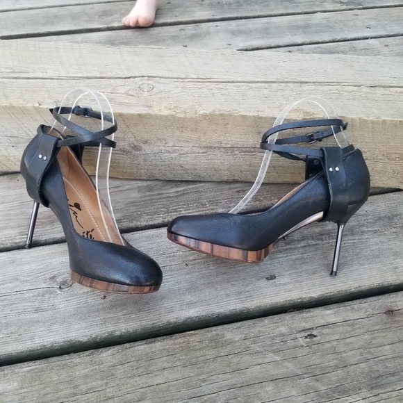Lanvin 2011 Collection Black Leather Wrap Ankle Strap Platform Pumps 40 9.5 - Picture 7 of 10
